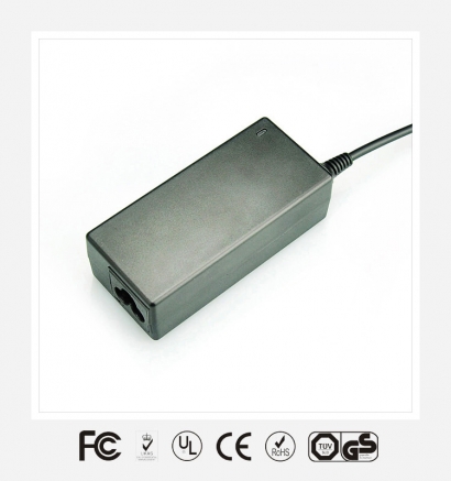 嘉峪关12V2A优质电源适配器